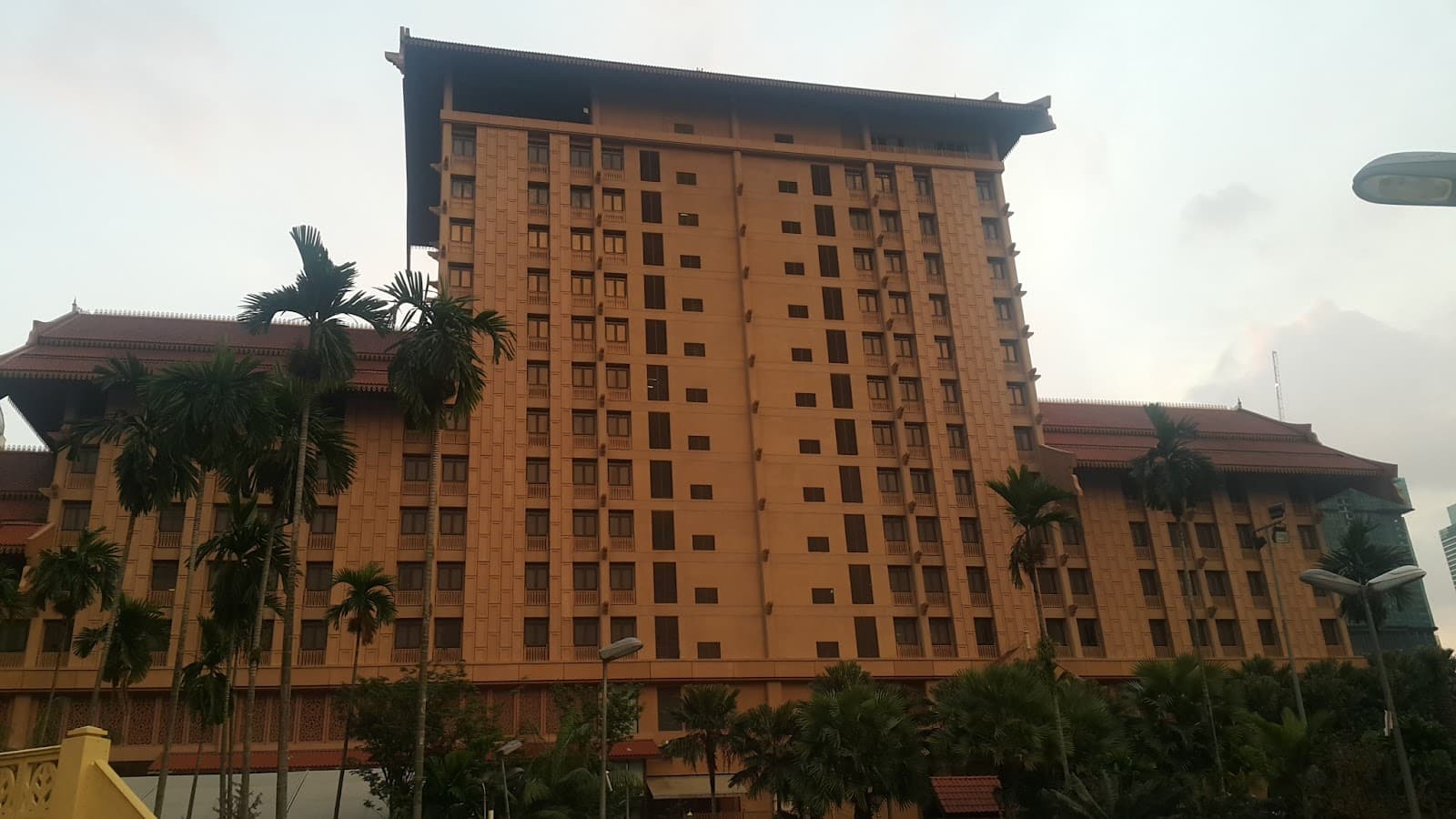 Jalan Conlay - Image 1