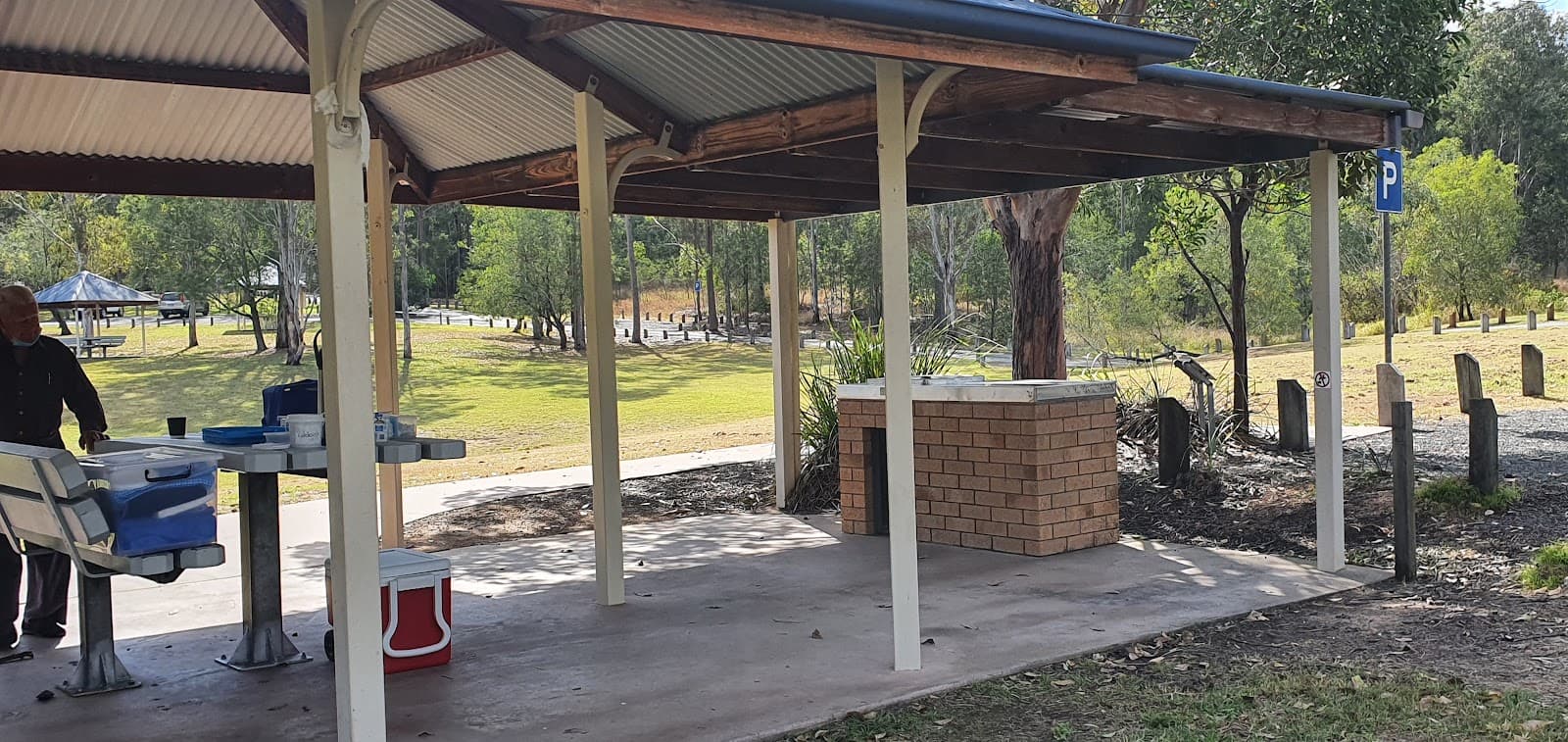 Hardings Paddock - Image 1