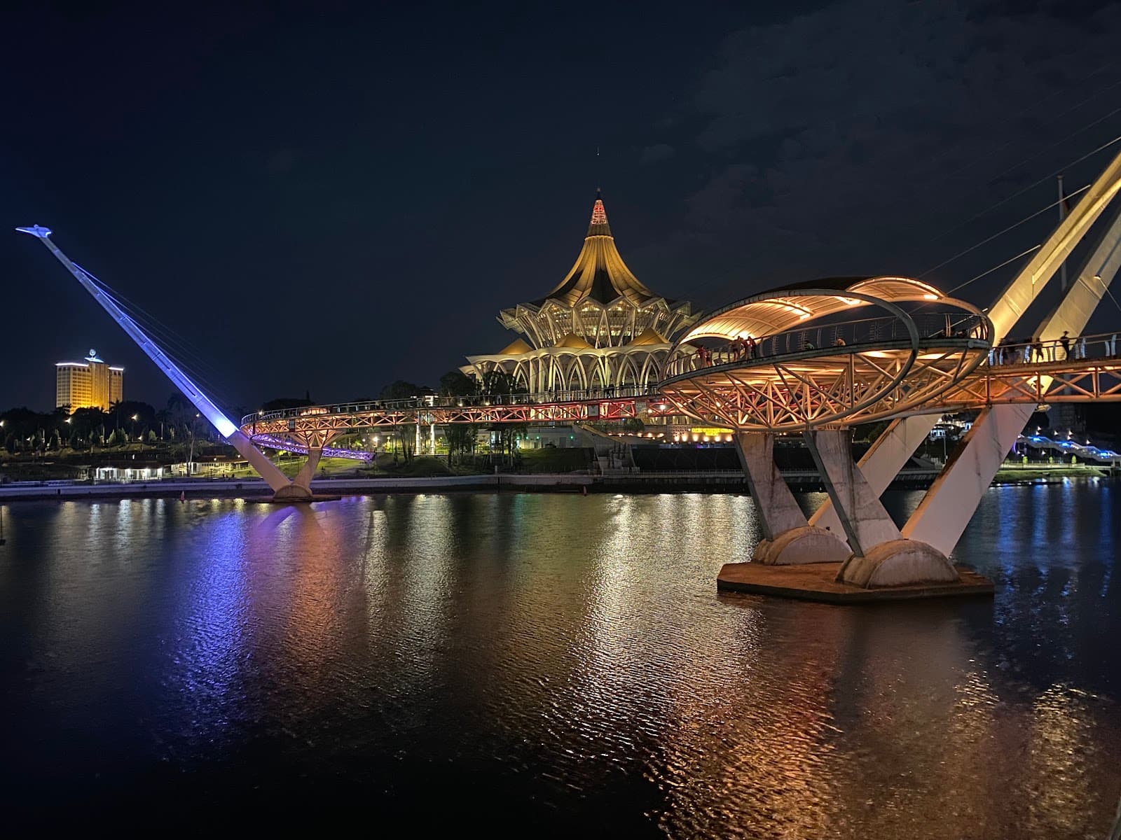 Darul Hana Bridge Kuching - Image 1