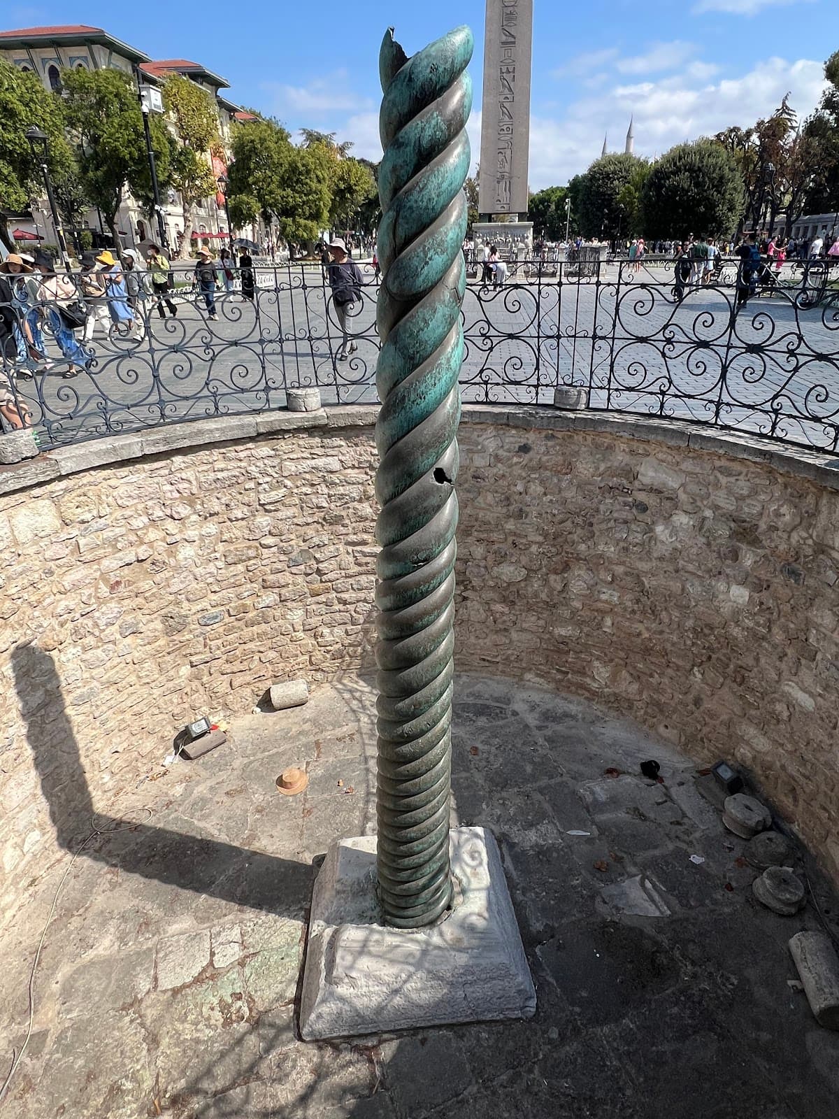 Serpent Column - Image 1