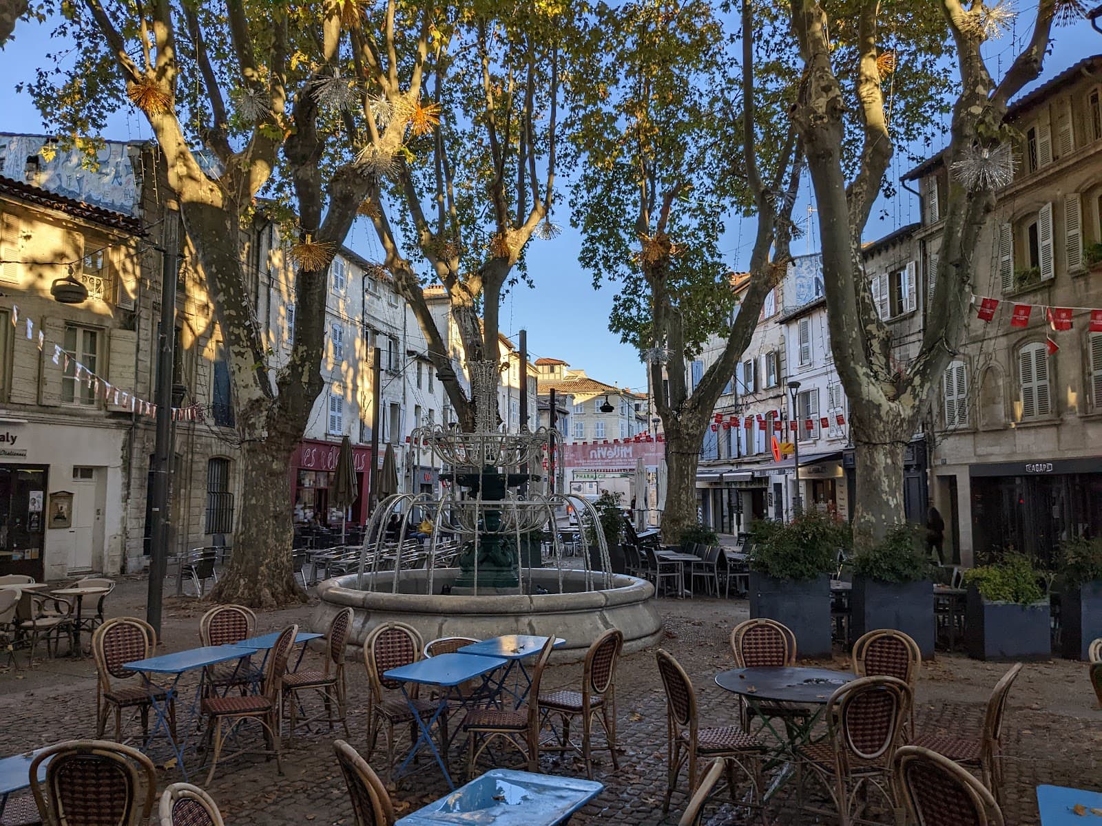 Place des Corps-Saints Geneva - Image 1