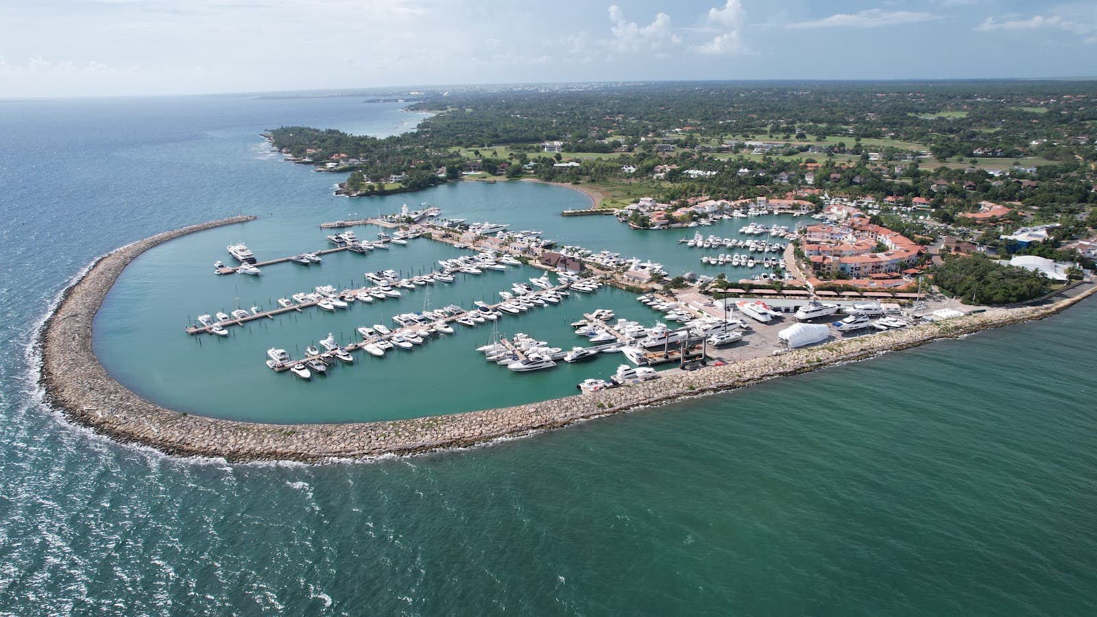 Casa de Campo Marina - Image 1