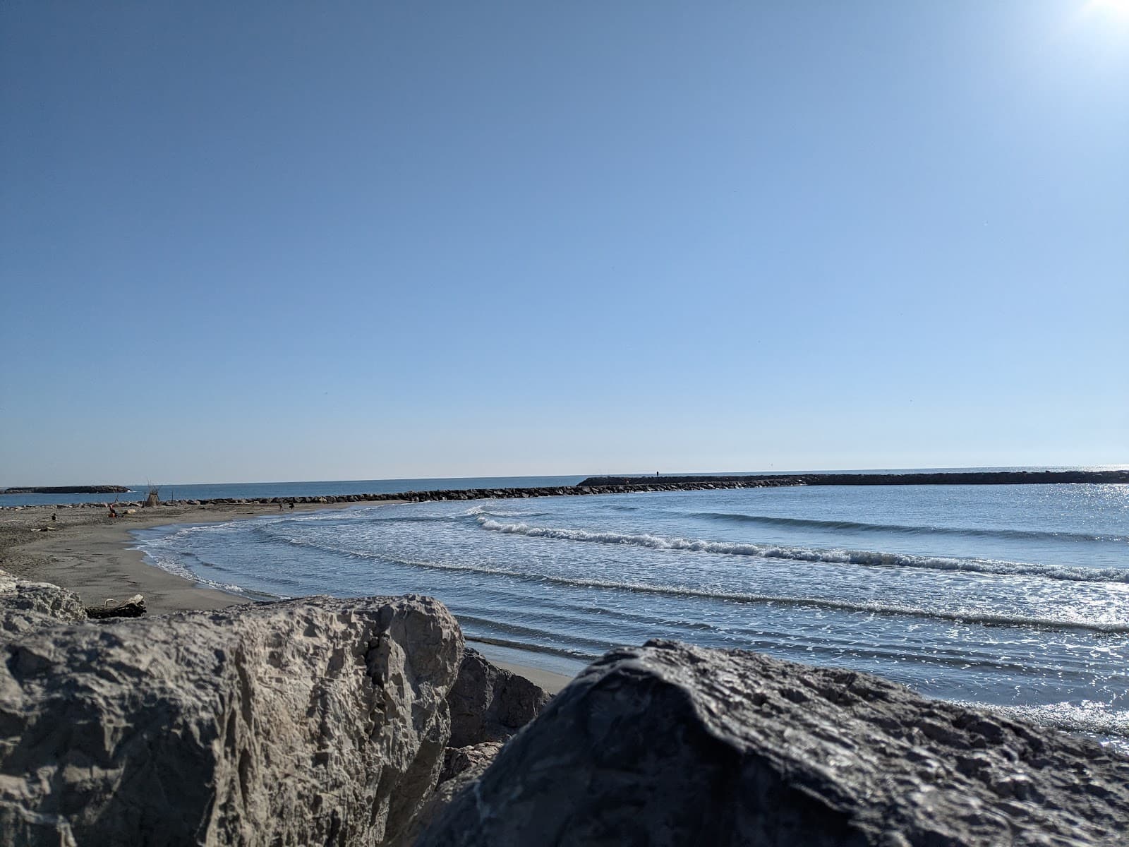 Plage Ouest / West Beach - Image 1