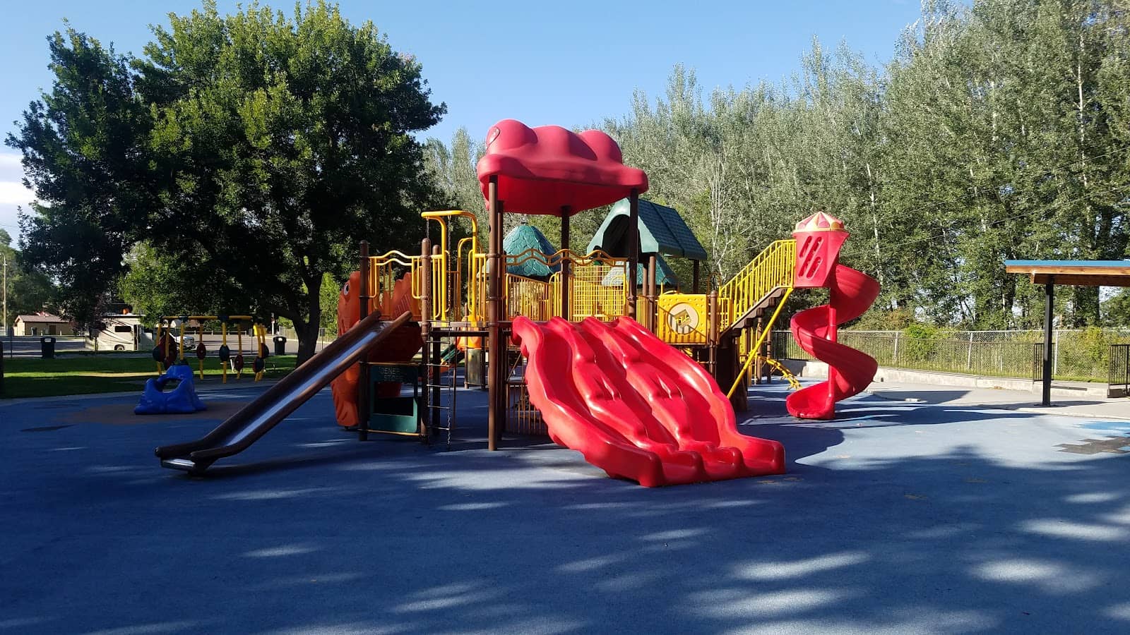 Tautphaus Park Playground