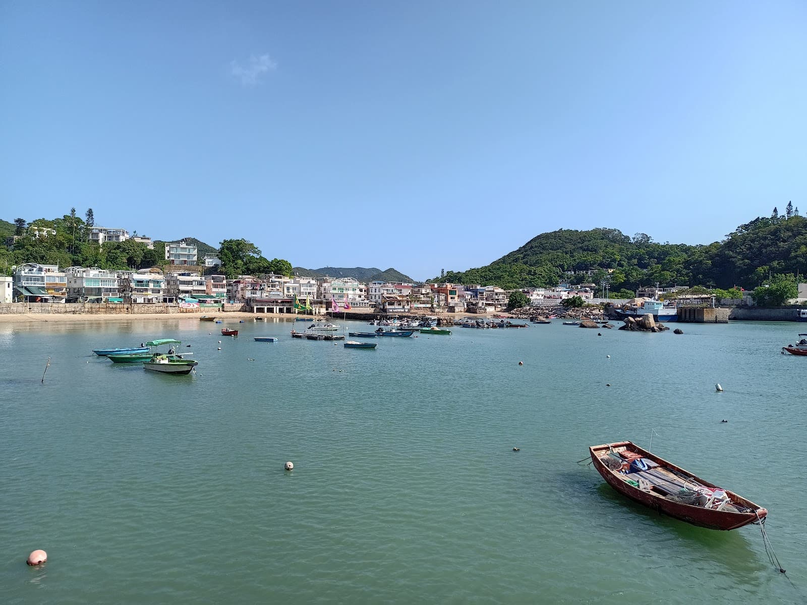 Yung Shue Wan Pier, Lamma Island - Image 1