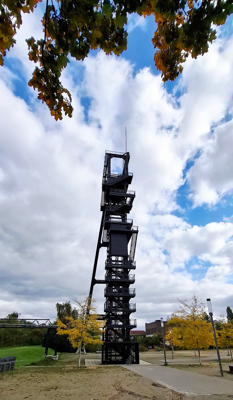 Zeche Holland Headframe (Hollandturm) - Image 1