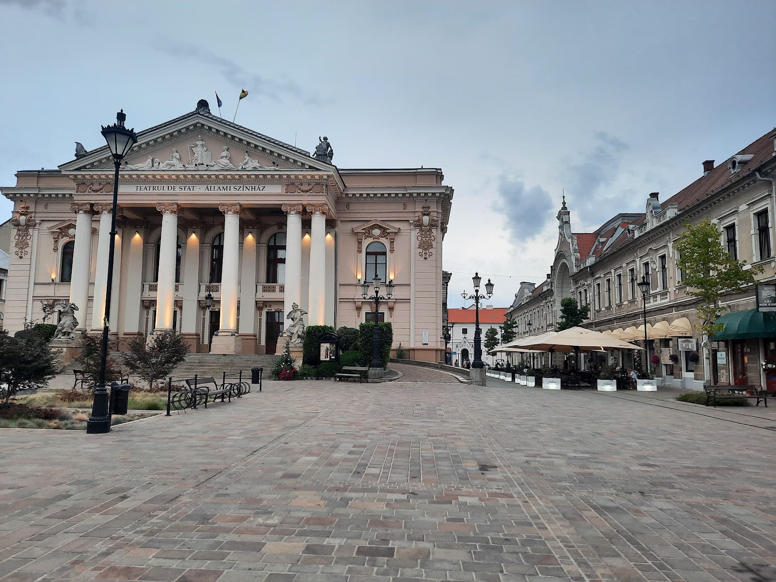 Ferdinand Square - Image 1
