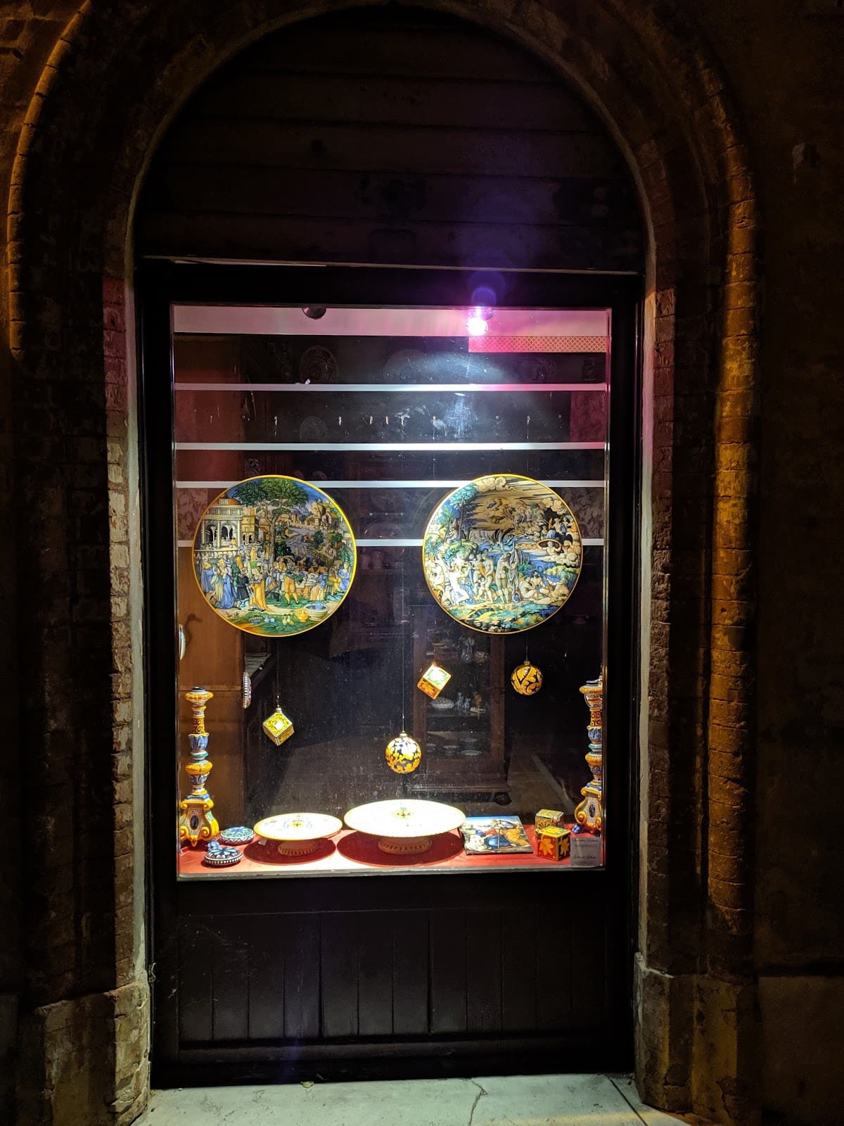Maiolica Workshops of Casteldurante - Image 1