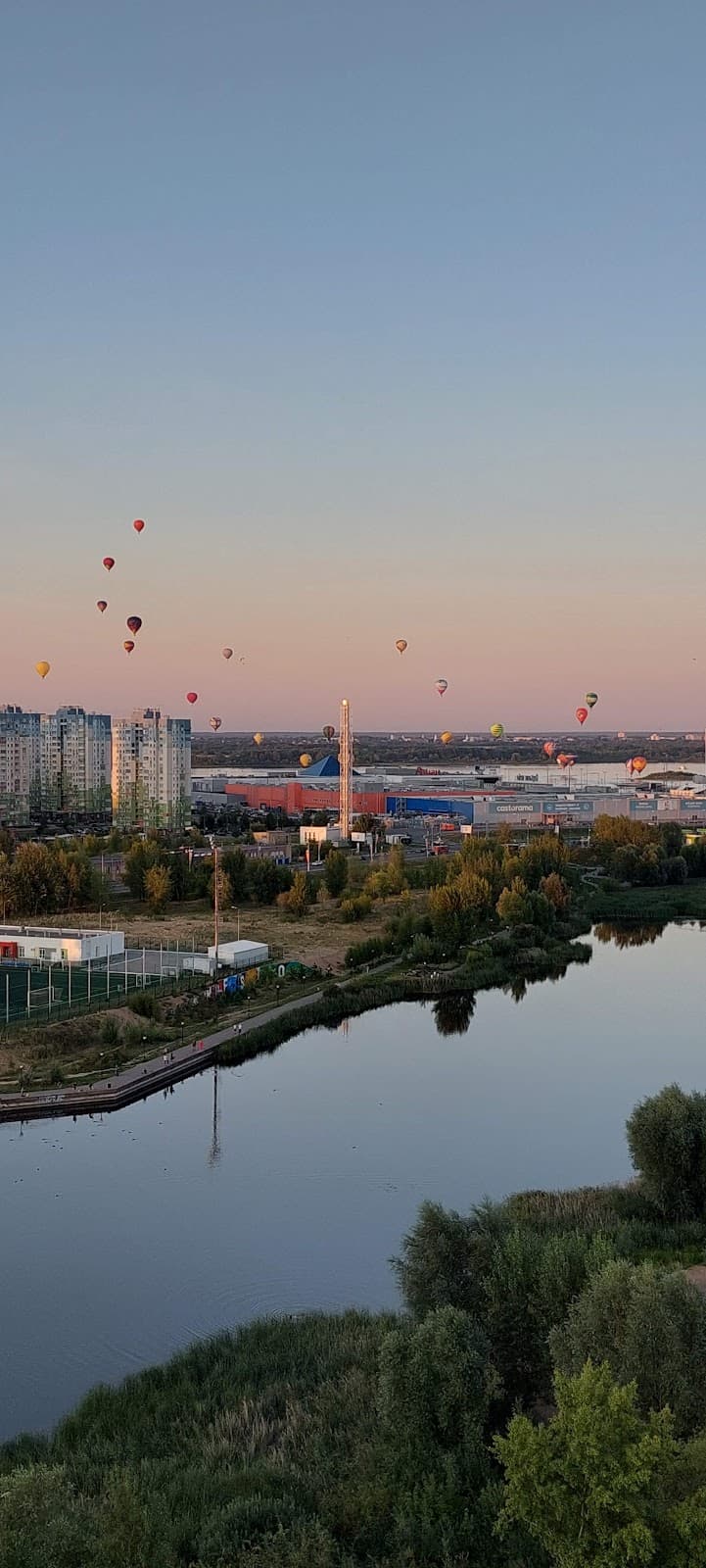 Meshchersky Lake and Park - Image 1