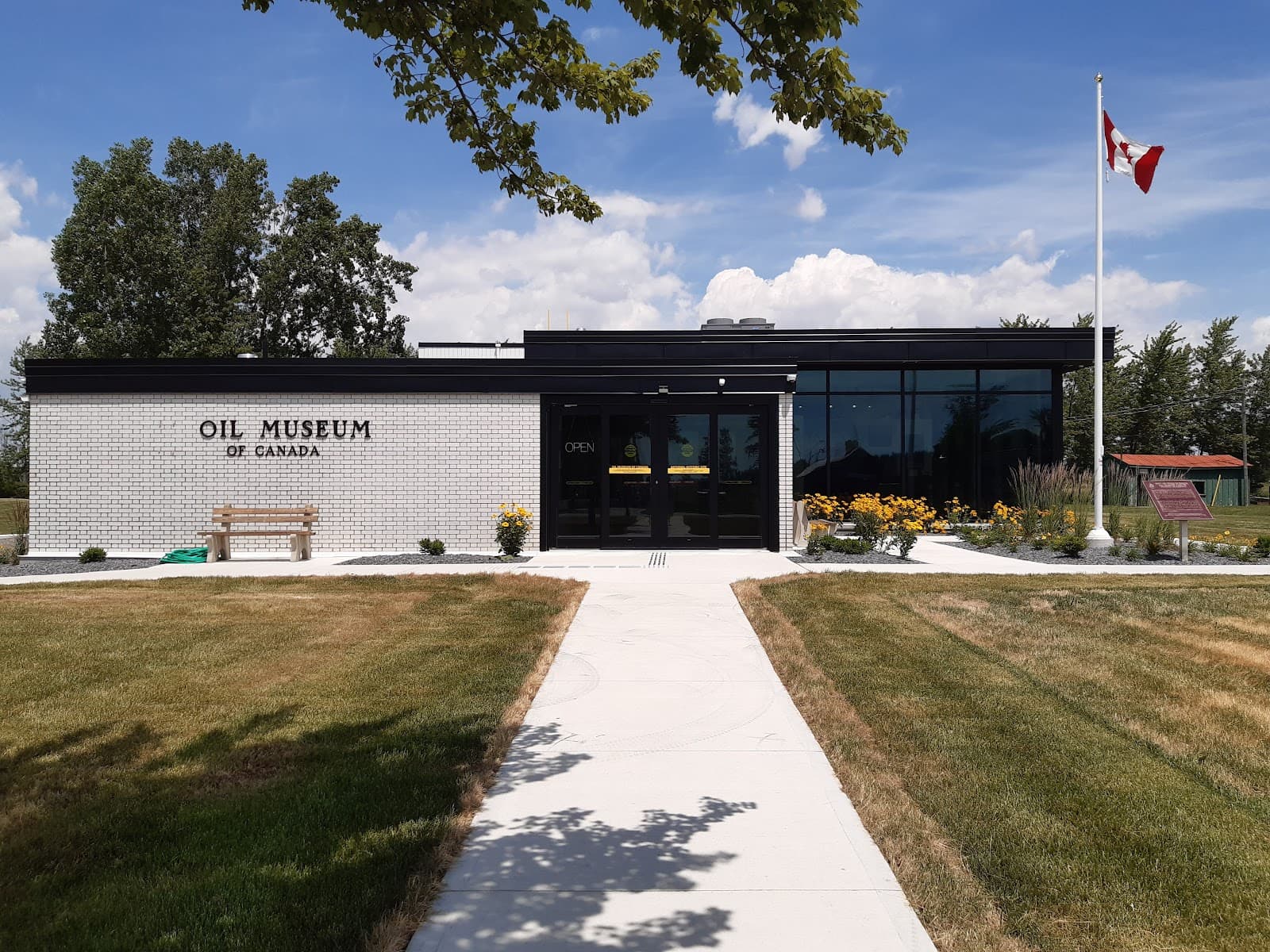 Oil Museum of Canada (day trip) - Image 1