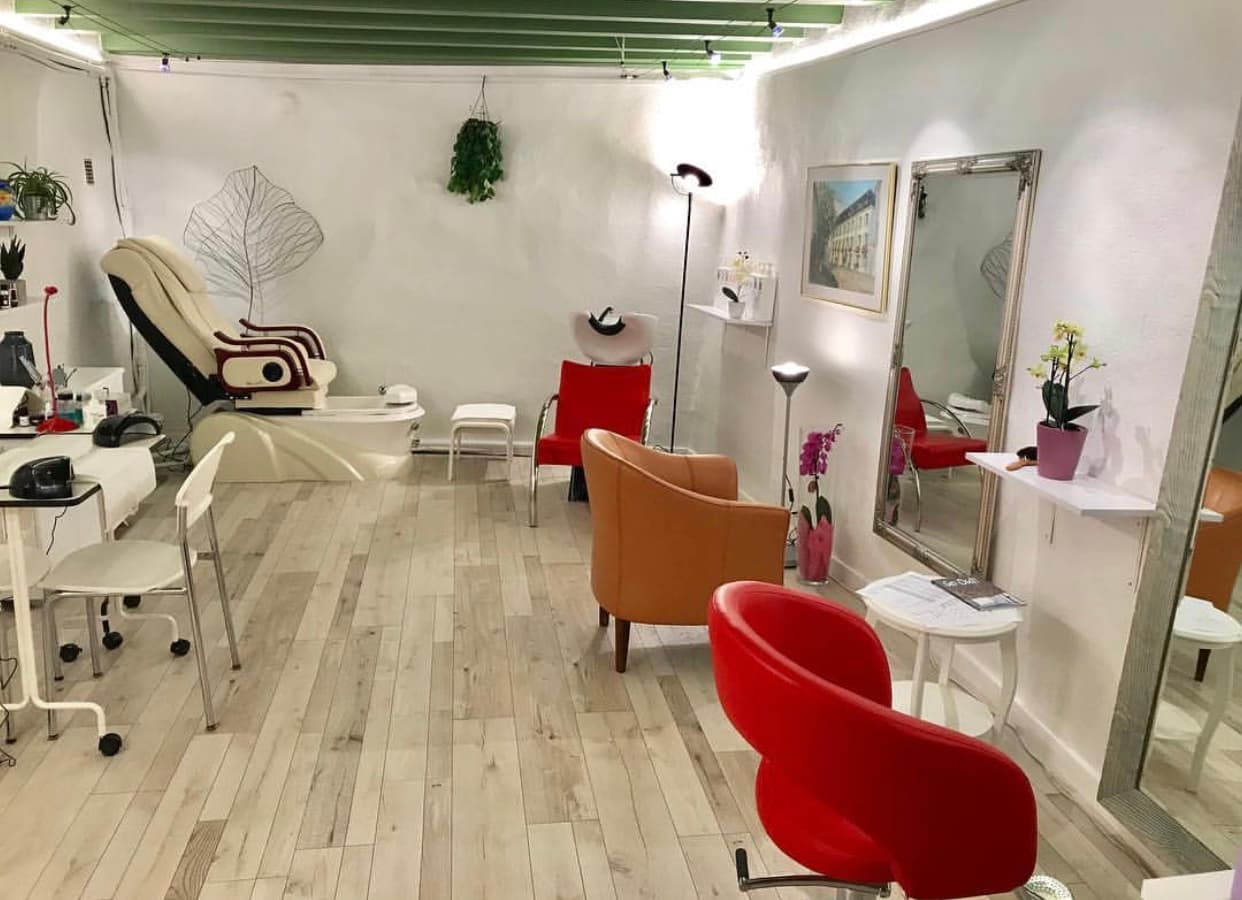 Old Town Geneva - Image 1