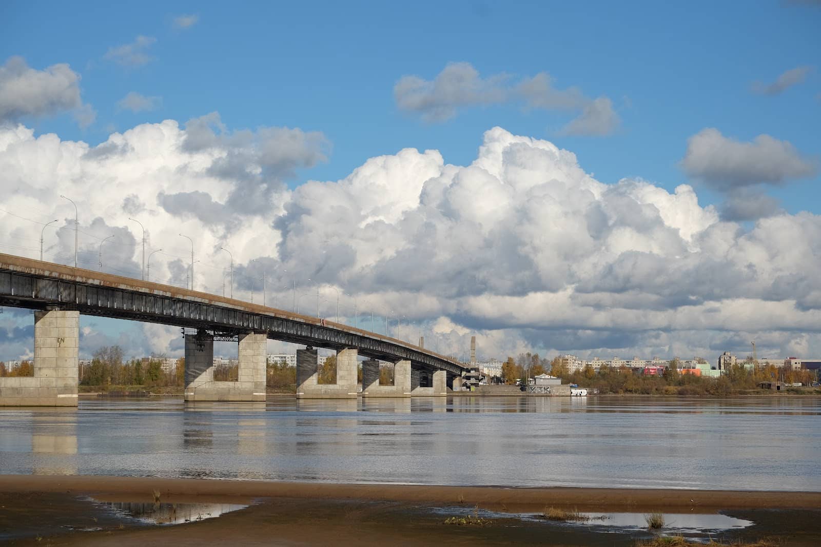 Gateway to the M-8 Highway