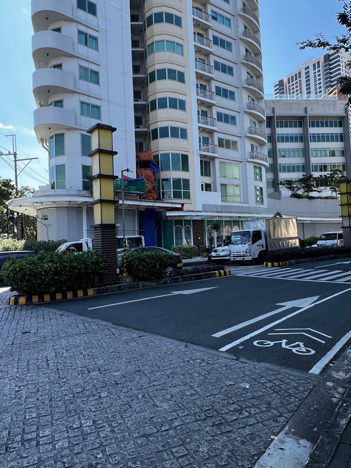 Capitol Commons - Image 1