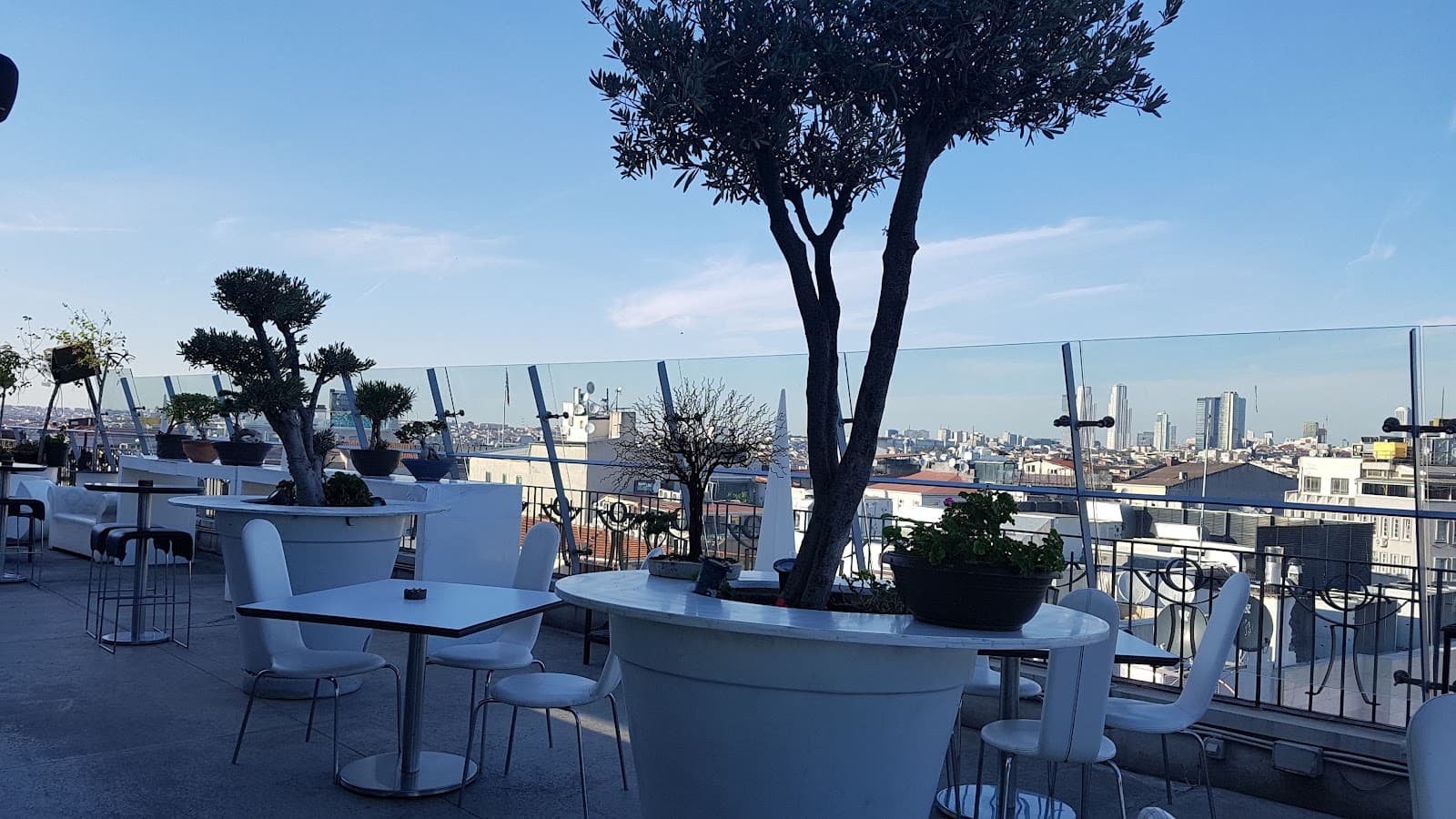 360 Istanbul - Image 1