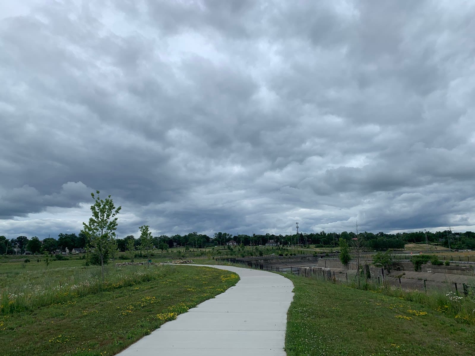 Chevy Commons - Image 1