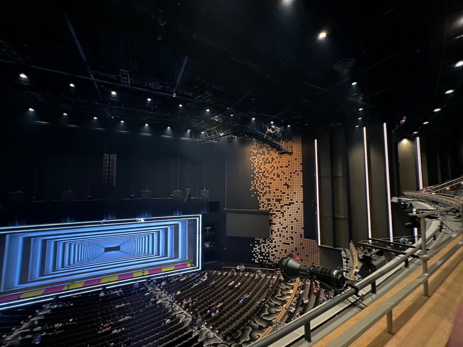 Resort Theater - Image 1