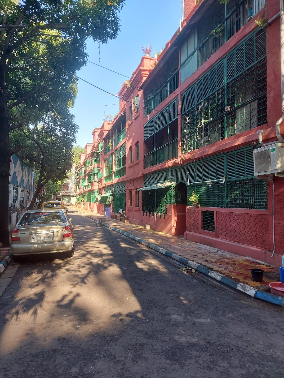 Bow Barracks Kolkata - Image 1