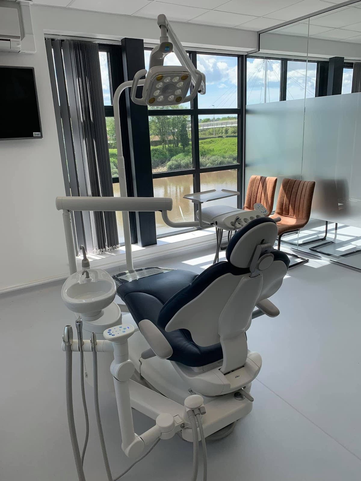 Tywi Riverside Walk & Quayside - Image 1