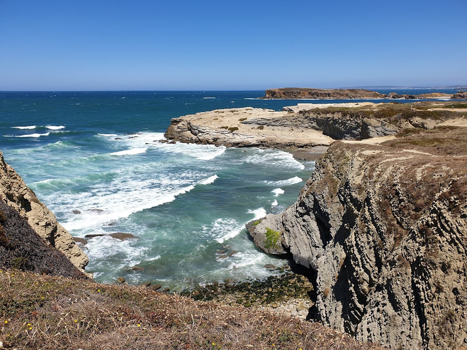 Marginal Norte Coastal Walk - Image 1