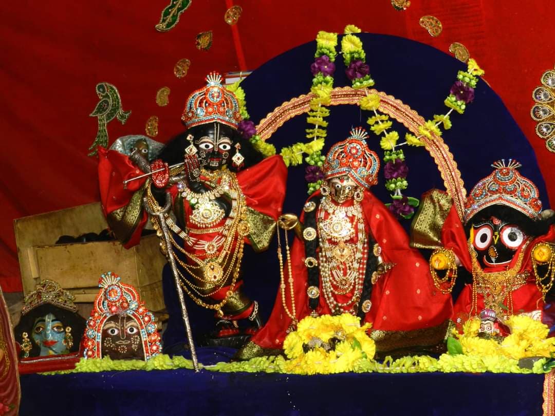 Radha Shyamsundar Temple - Image 1