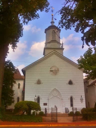 St. Peter's Episcopal Church and Graveyard - Image 1