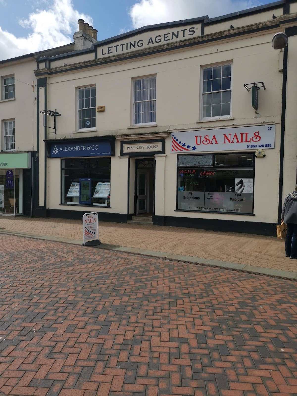 Stratford-upon-Avon's Sheep Street