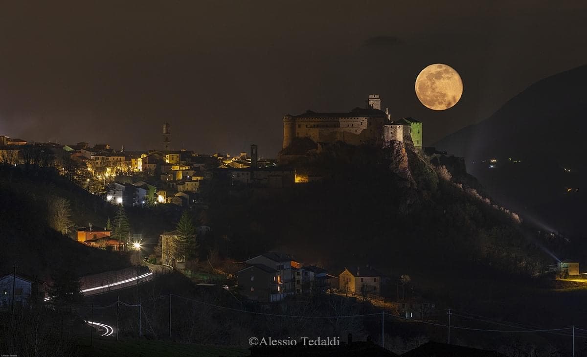 Castello di Bardi - Image 1