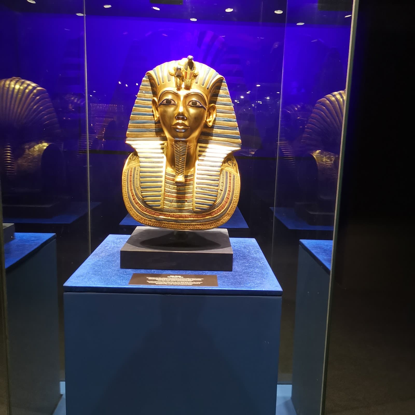 UNIQ Istanbul Buz Pisti - Image 1