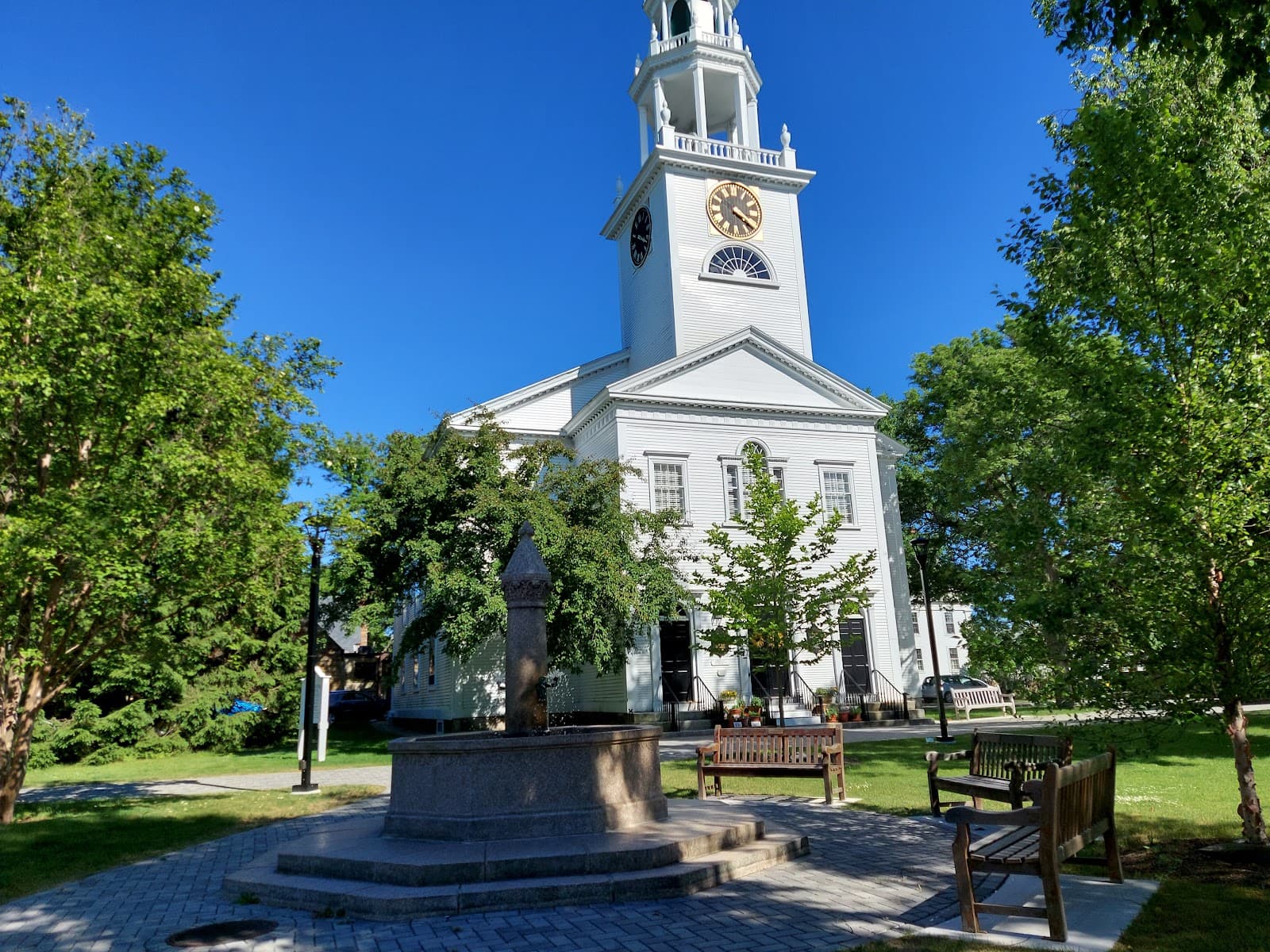 Manchester-by-the-Sea - Image 1