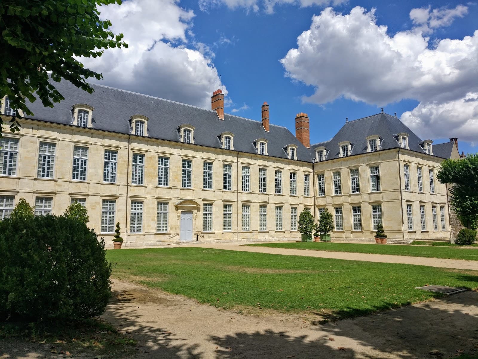 Hôtel Dupanloup - Image 1