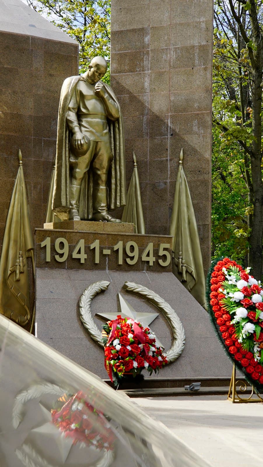 Victory Memorial, Mytishchi - Image 1