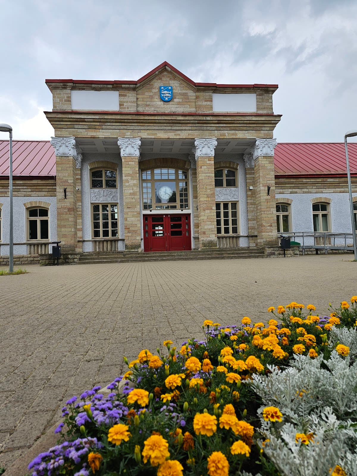 Narva Railway Station - Image 1