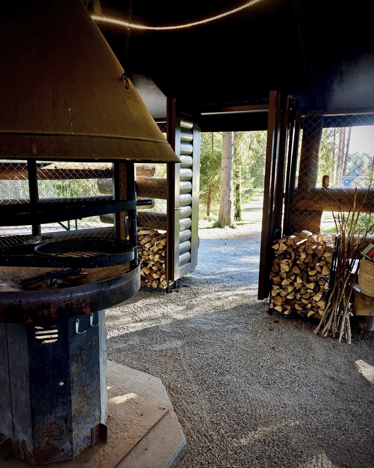 Kauppi–Niihama Outdoor Area - Image 1