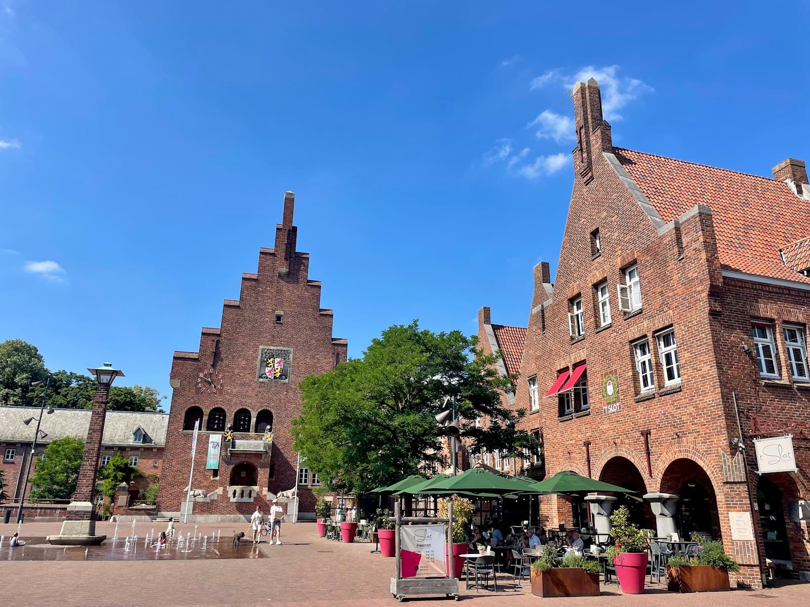 Waalwijk Town Hall - Image 1