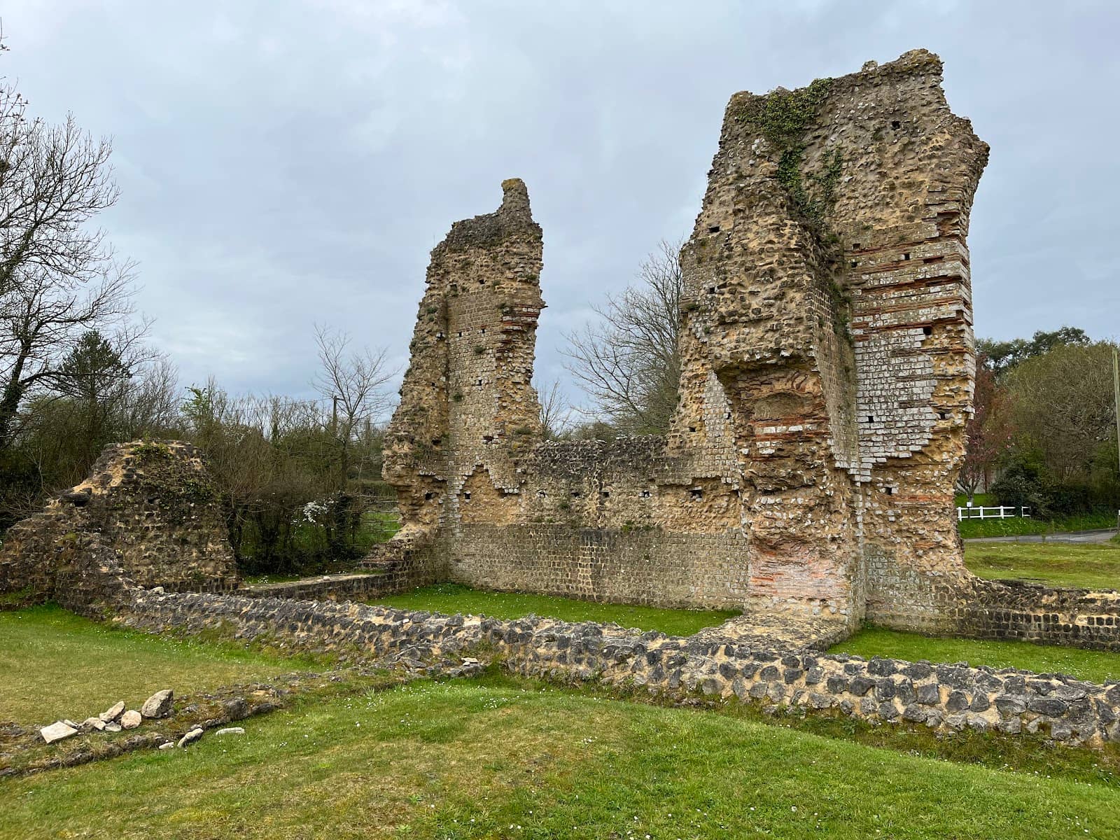 Peaceful Historical Ambiance