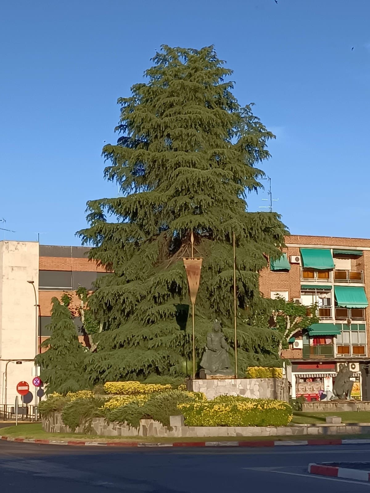 Puerta de Cuartos - Image 1