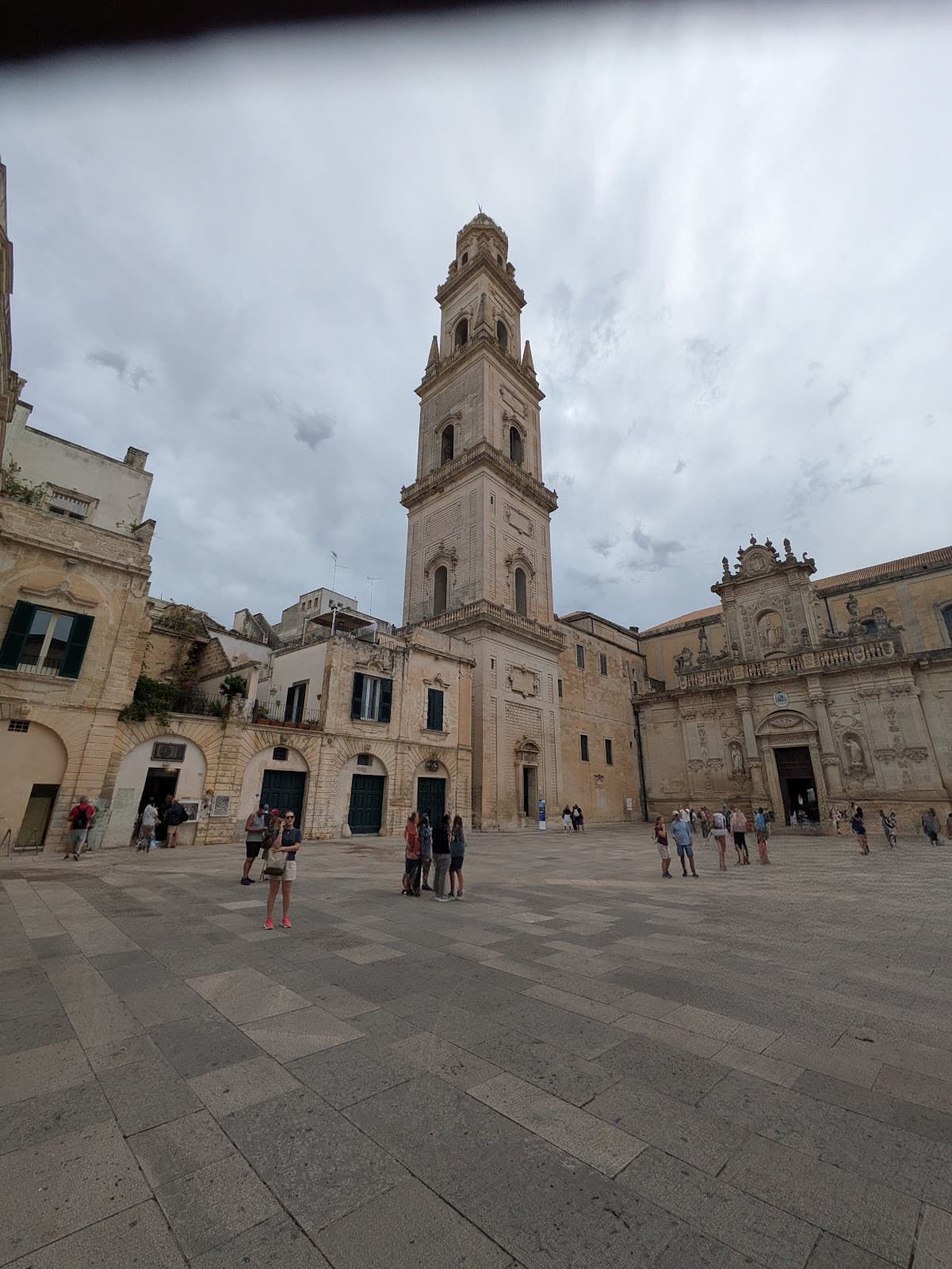 Centro Storico Old Town - Image 1
