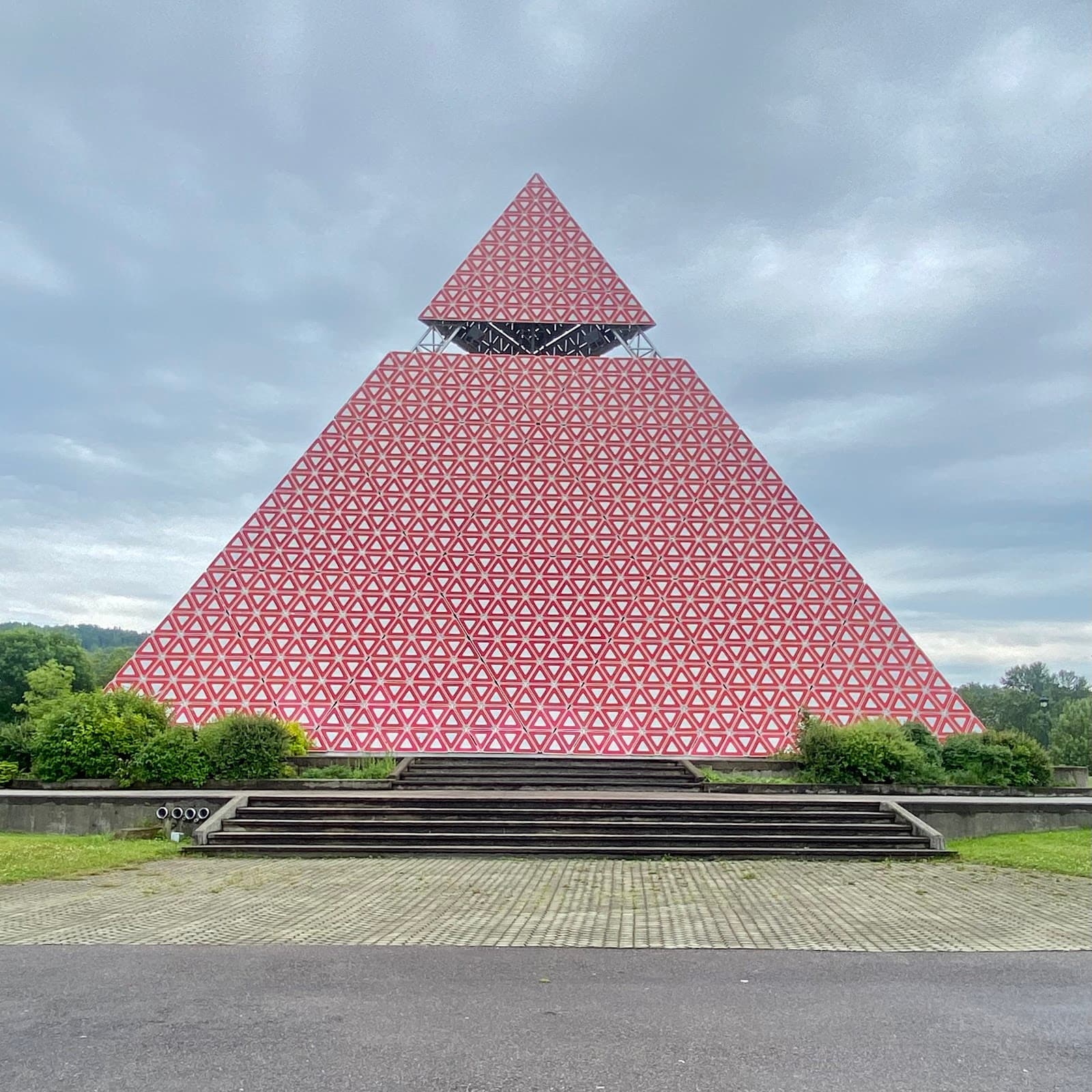 Pyramide des Ha! Ha! - Image 1