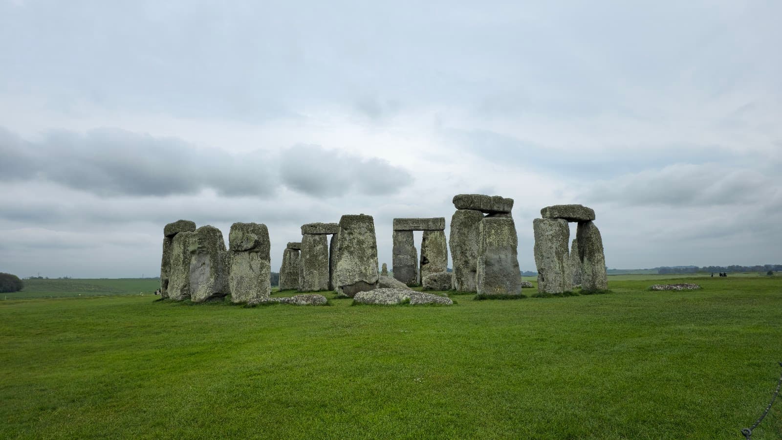 Stonehenge - Image 1