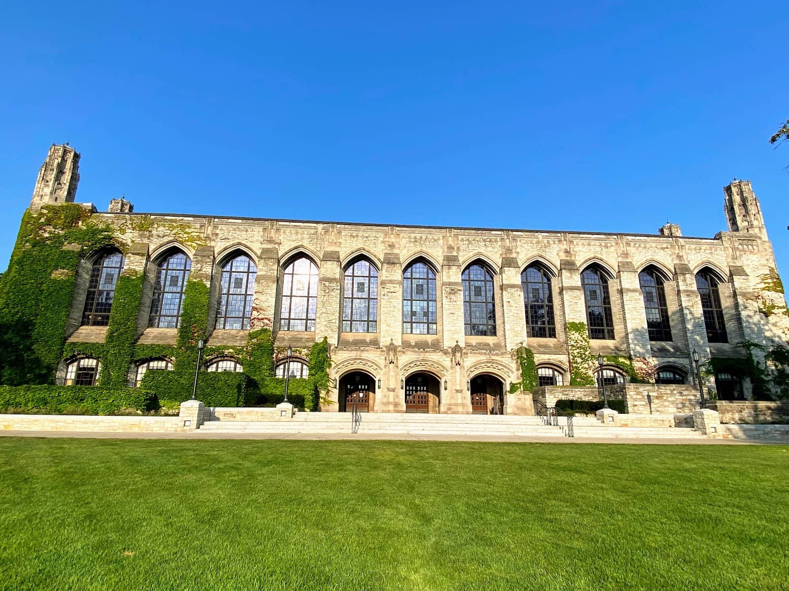Campus Lakefront Walk
