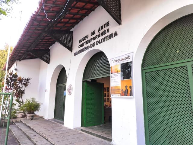 Museu de Arte Contemporânea Raimundo de Oliveira (MAC) - Image 1
