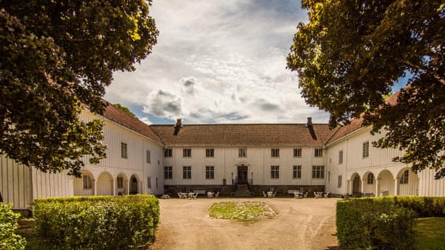 Elingaard Manor - Image 1