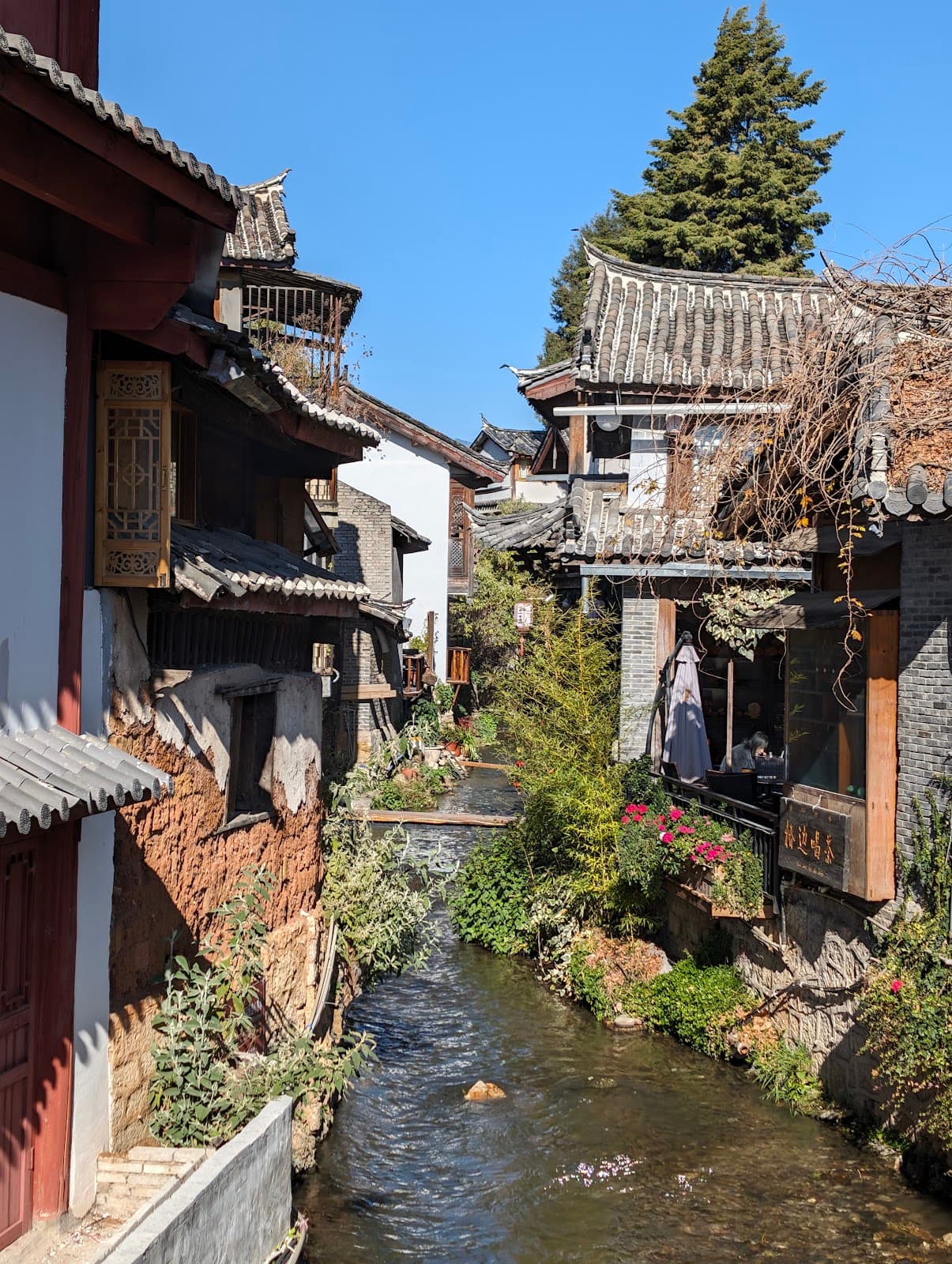 Lijiang Old Town (Dayan Ancient Town) - Image 1