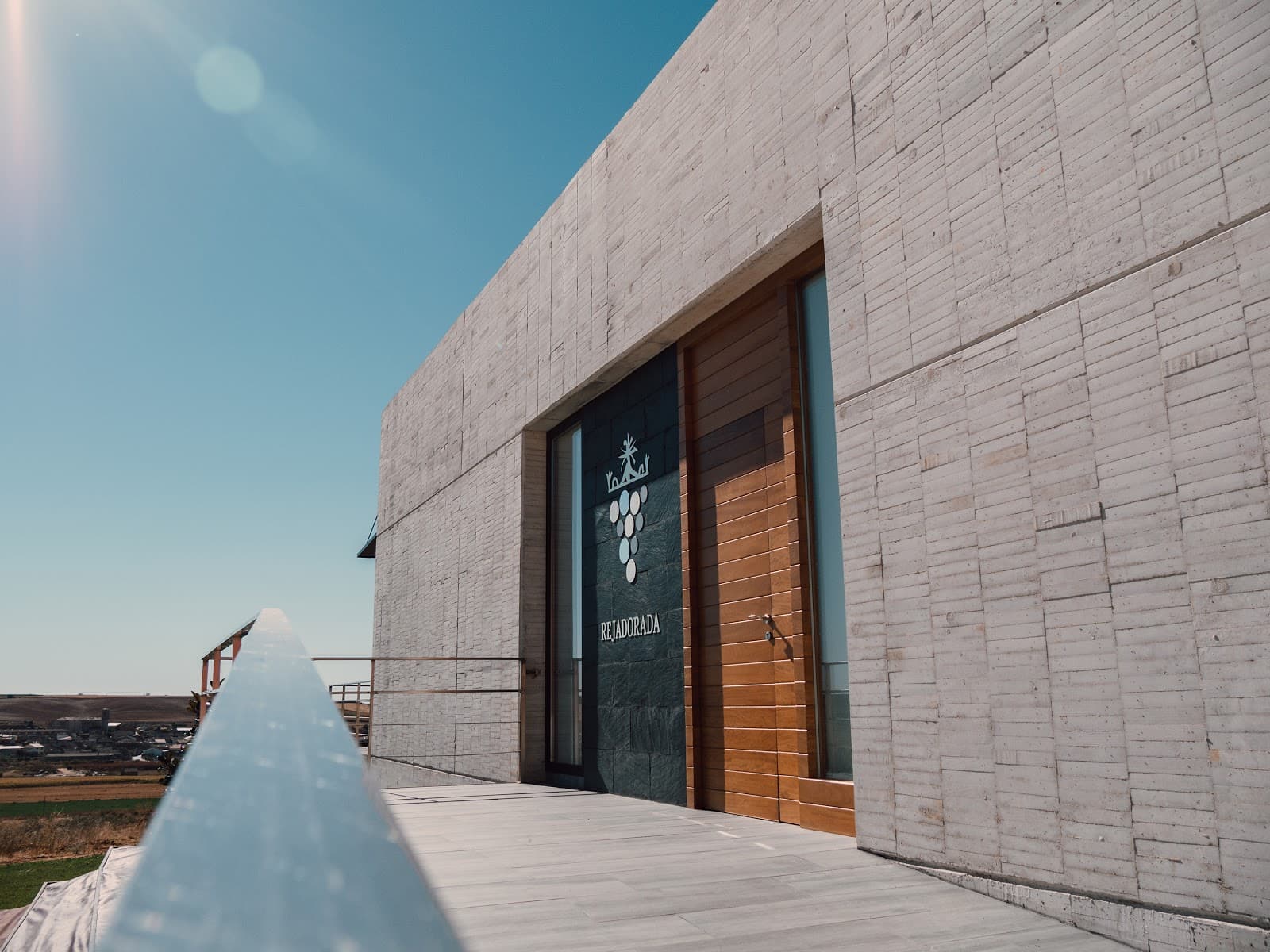 Bodega Rejadorada - Image 1