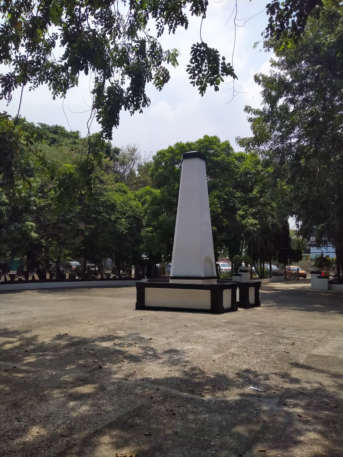 Alun-Alun Kota Bekasi - Image 1