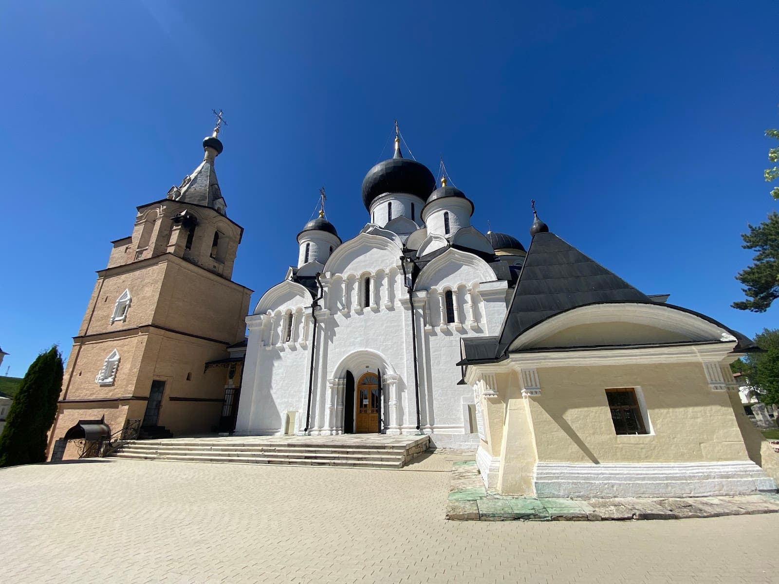 Staritsa Dormition Monastery - Image 1