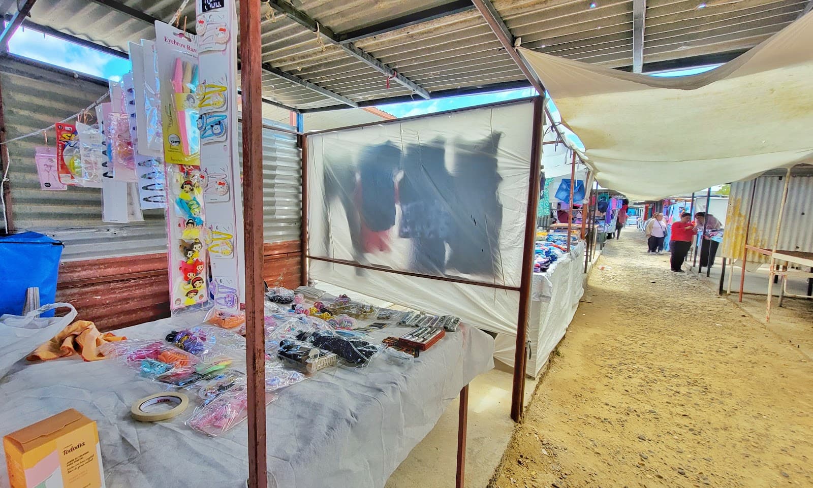 Feria de Artesanos de Trelew - Image 1