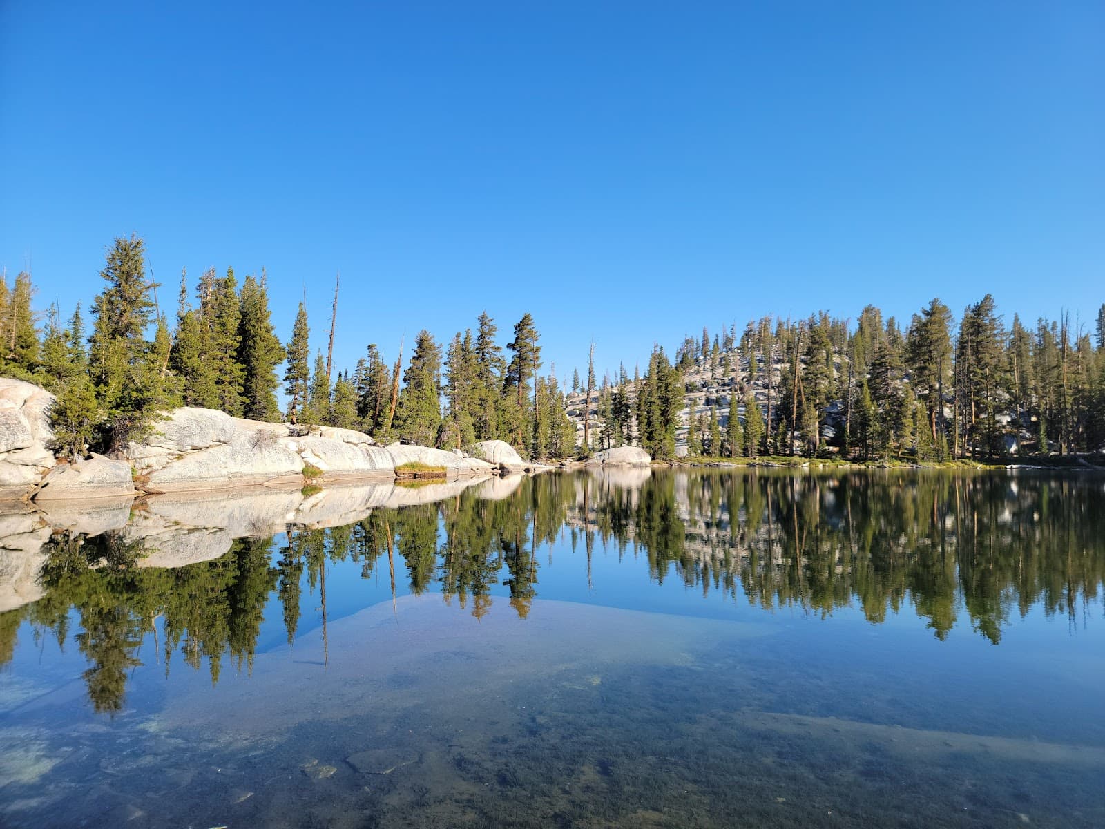 Sunrise Lakes - Image 1