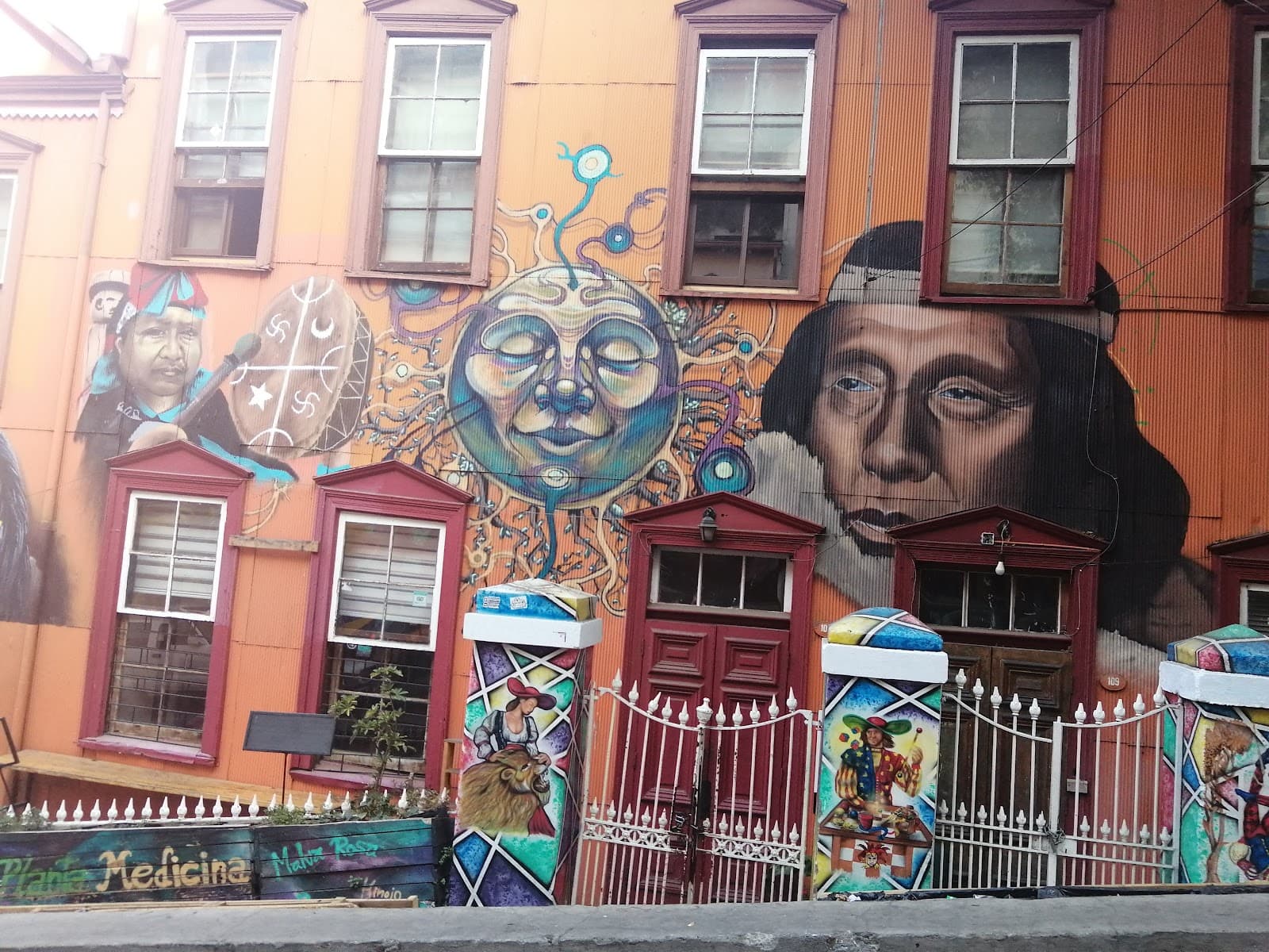 Calle Almirante Montt - Image 1