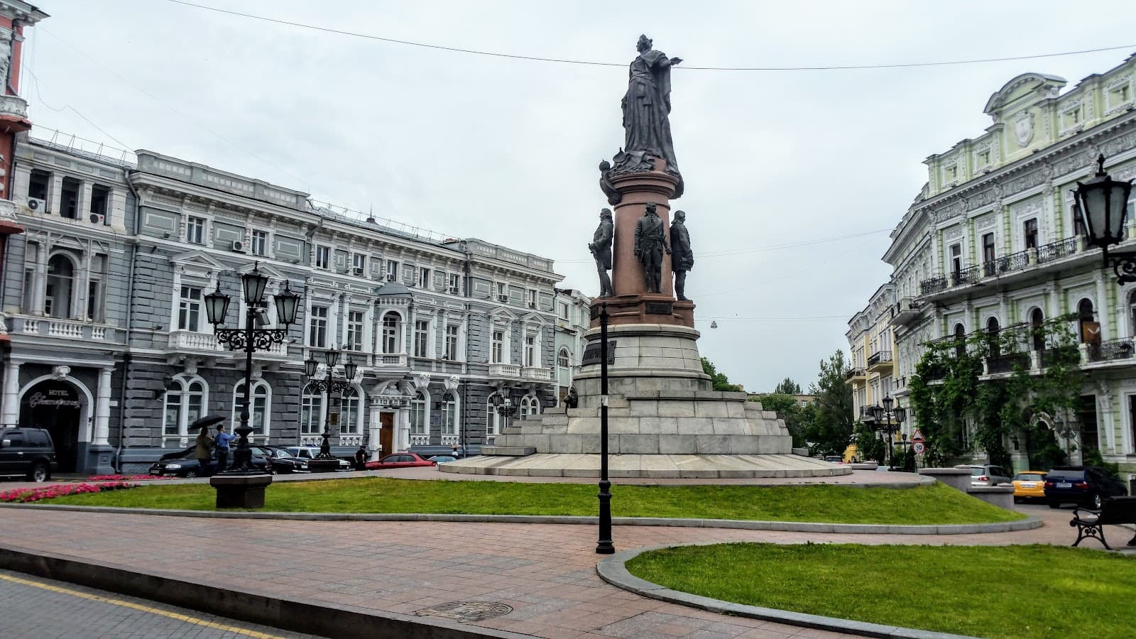 Katerynynska Square Odesa - Image 1